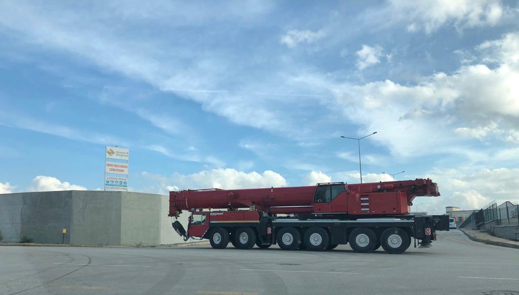 vinç, taşımacılık, mobil vinç, Hiab, kamyonüstü vinç, manlift, forklift, nakliye, sepetli platform, çekici, yük kaldırma, taşıma, taşıma hizmetleri, güvenli taşımacılık, profesyonel vinç hizmetleri, iş makinaları, kaldırma ekipmanları, taşıma araçları, ağır yükler, vinç kiralama, yüksek yerlere erişim, lojistik çözümleri, taşıma ekipmanları, taşıma operasyonları, yük taşıma, taşıma şirketi, kargo taşımacılığı, taşımacılık hizmetleri, vinç operatörü, taşıma lojistiği, kaldırma işleri, vinç hizmetleri, endüstriyel taşımacılık, vinç operasyonları, taşıma firması, taşıma ve lojistik, ağır yük taşıma, vinç ve taşımacılık, yük taşıma ekipmanları, kaldırma ve taşıma, taşıma ve nakliye, vinç ve iş makinaları, vinç kiralama hizmetleri, ağır yük taşıma, vinç operatörü kiralama, kaldırma ve taşıma ekipmanları, vinç kiralama fiyatları, vinç kiralama şirketleri